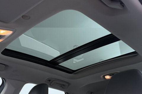 Volvo XC60 T5 Polar+ | Panoramadak | Trekhaak | Camera | Parkeerverwarming | Elektrische Stoelen | Stoelverwarming | Xenon | PDC Voor+Achter