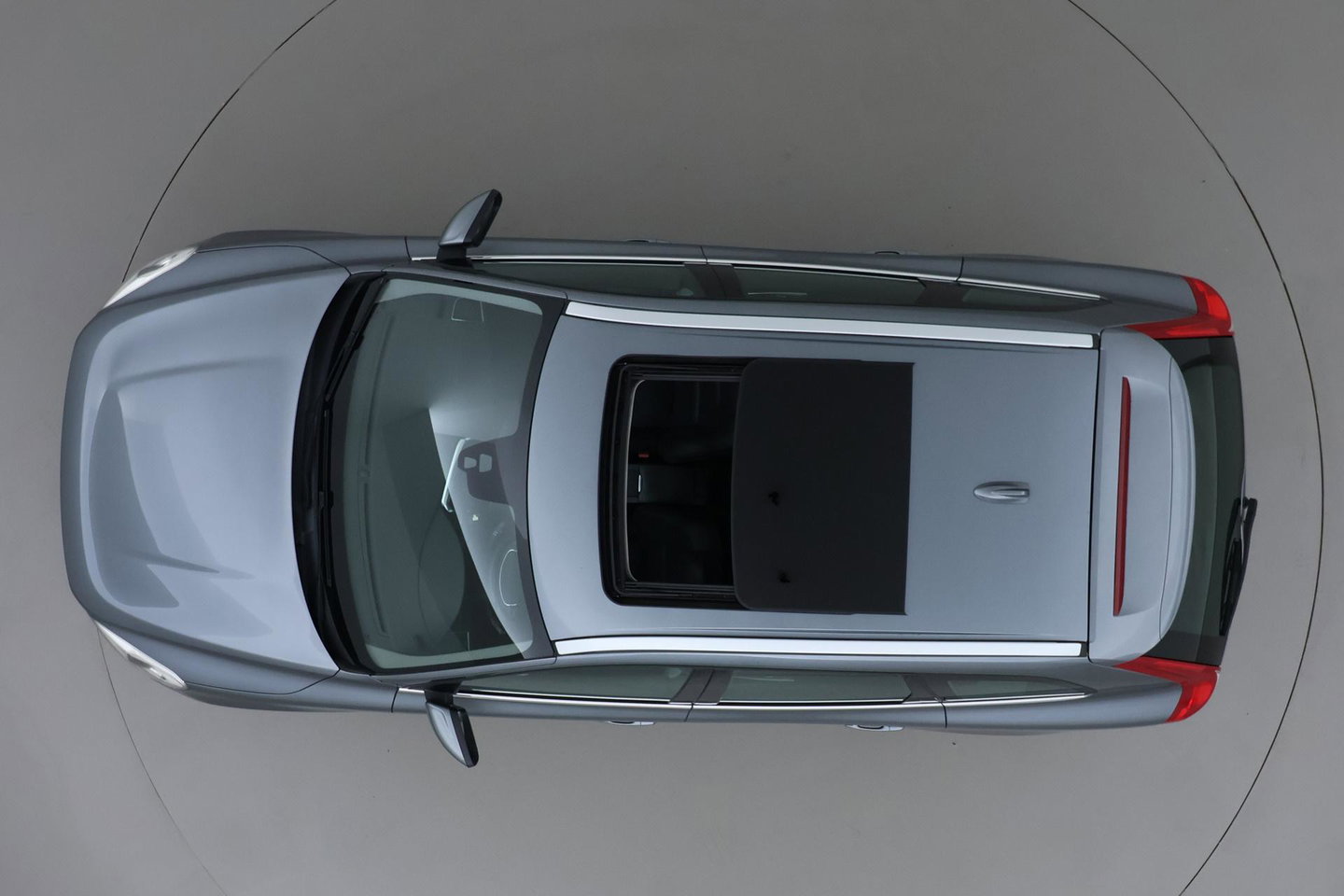 Volvo XC60 T5 Polar+ | Panoramadak | Trekhaak | Camera | Parkeerverwarming | Elektrische Stoelen | Stoelverwarming | Xenon | PDC Voor+Achter