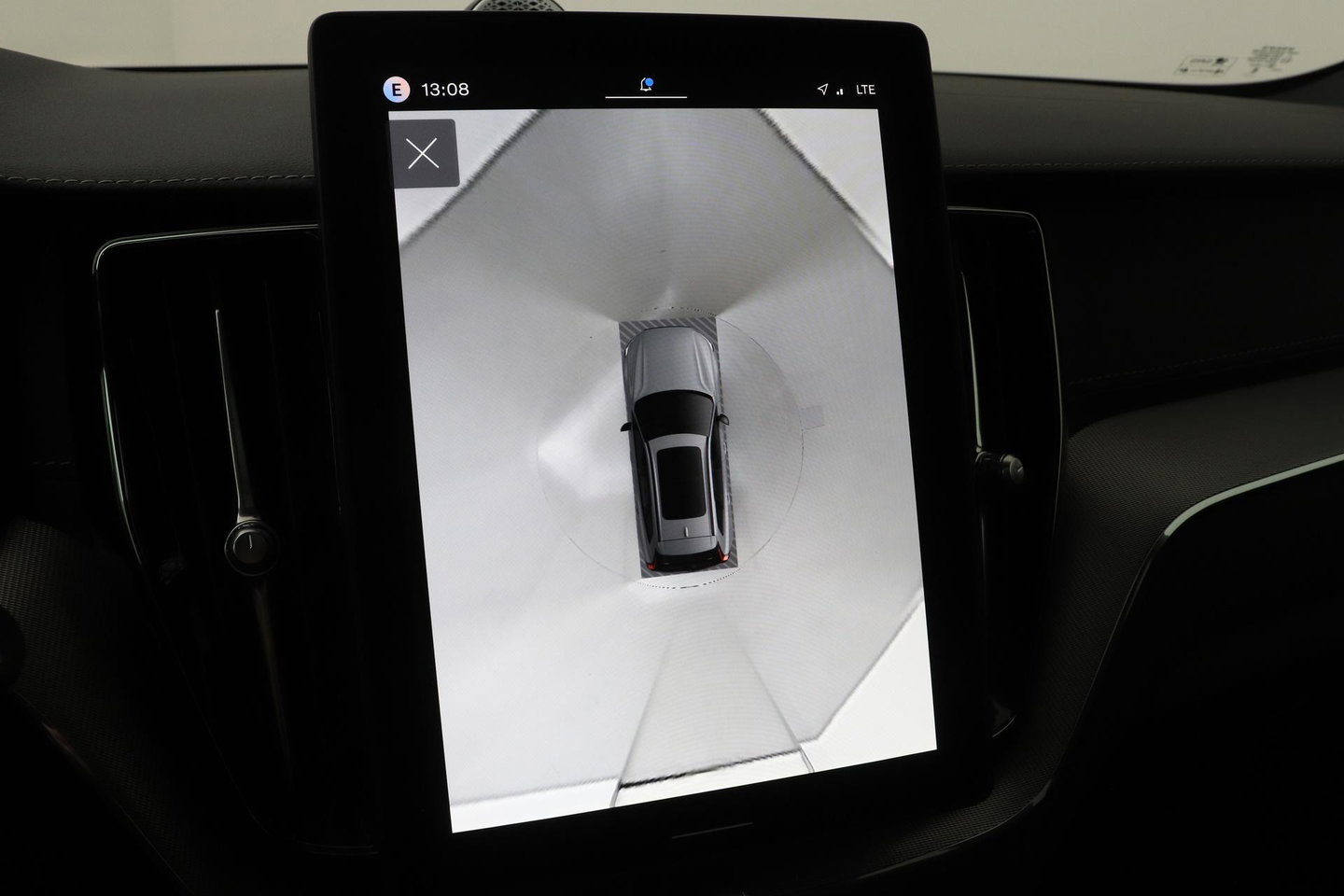 Volvo XC60 T8 Plug-in hybrid Ultra Black Edition | ACC | Panoramadak | Bowers&Wilkins | Head-Up | 360° Camera | Massage+Ventilatie | 21 inch