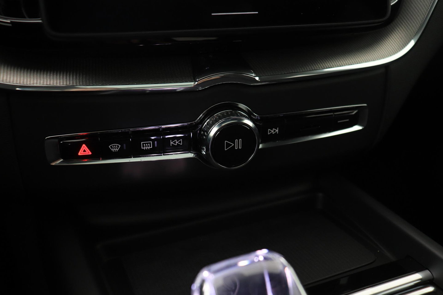 Volvo XC60 T8 Plug-in hybrid Ultra Black Edition | ACC | Panoramadak | Bowers&Wilkins | Head-Up | 360° Camera | Massage+Ventilatie | 21 inch