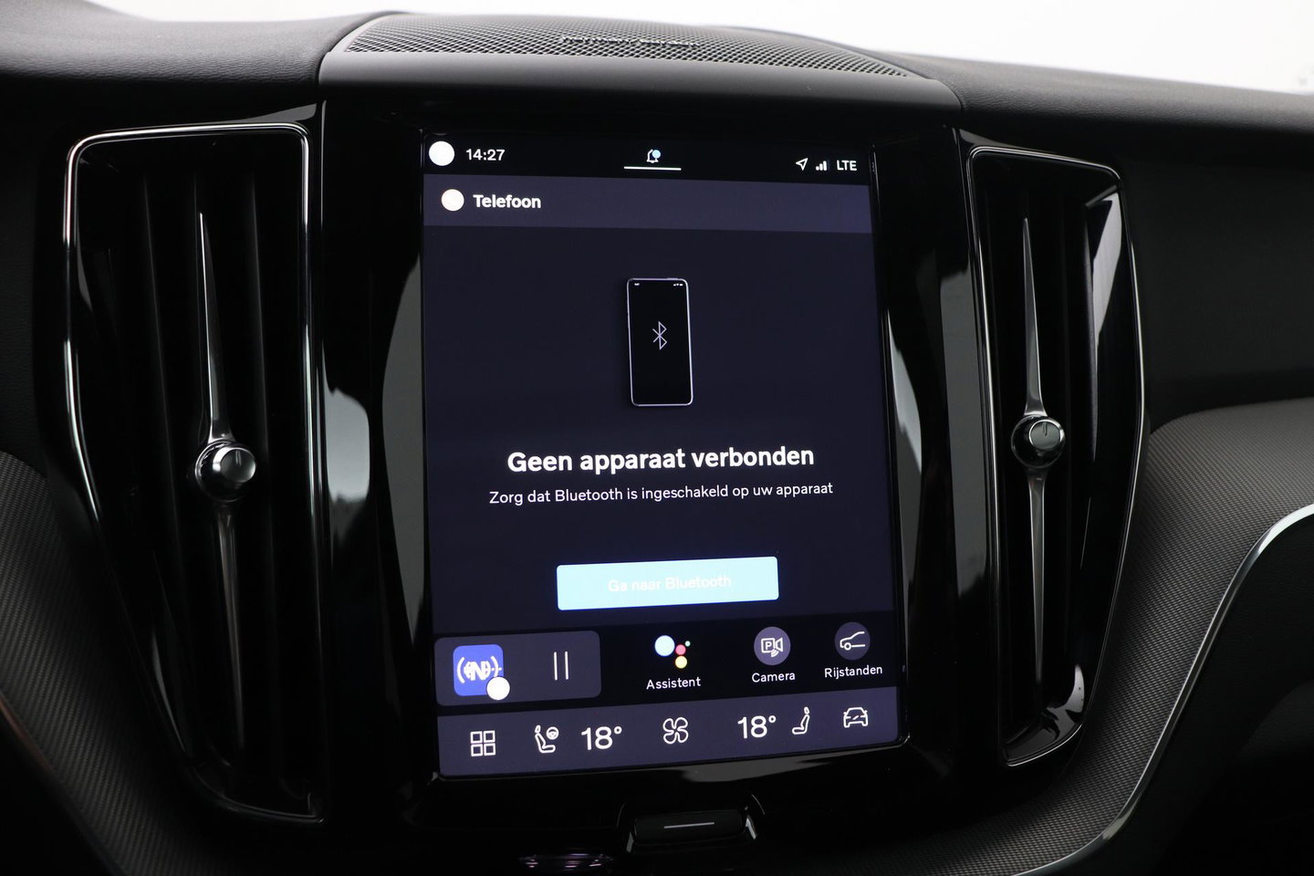 Volvo XC60 T8 Plug-in hybrid Plus Dark | Panoramadak | ACC | 360° Camera | BLIS | harman/kardon | Stoel+Stuurverwarming