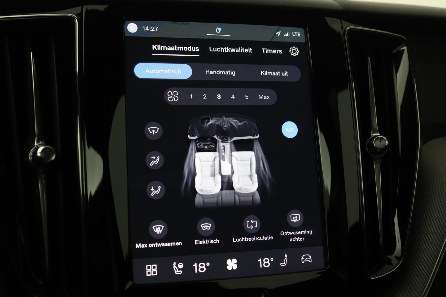 Volvo XC60 T8 Plug-in hybrid Plus Dark | Panoramadak | ACC | 360° Camera | BLIS | harman/kardon | Stoel+Stuurverwarming