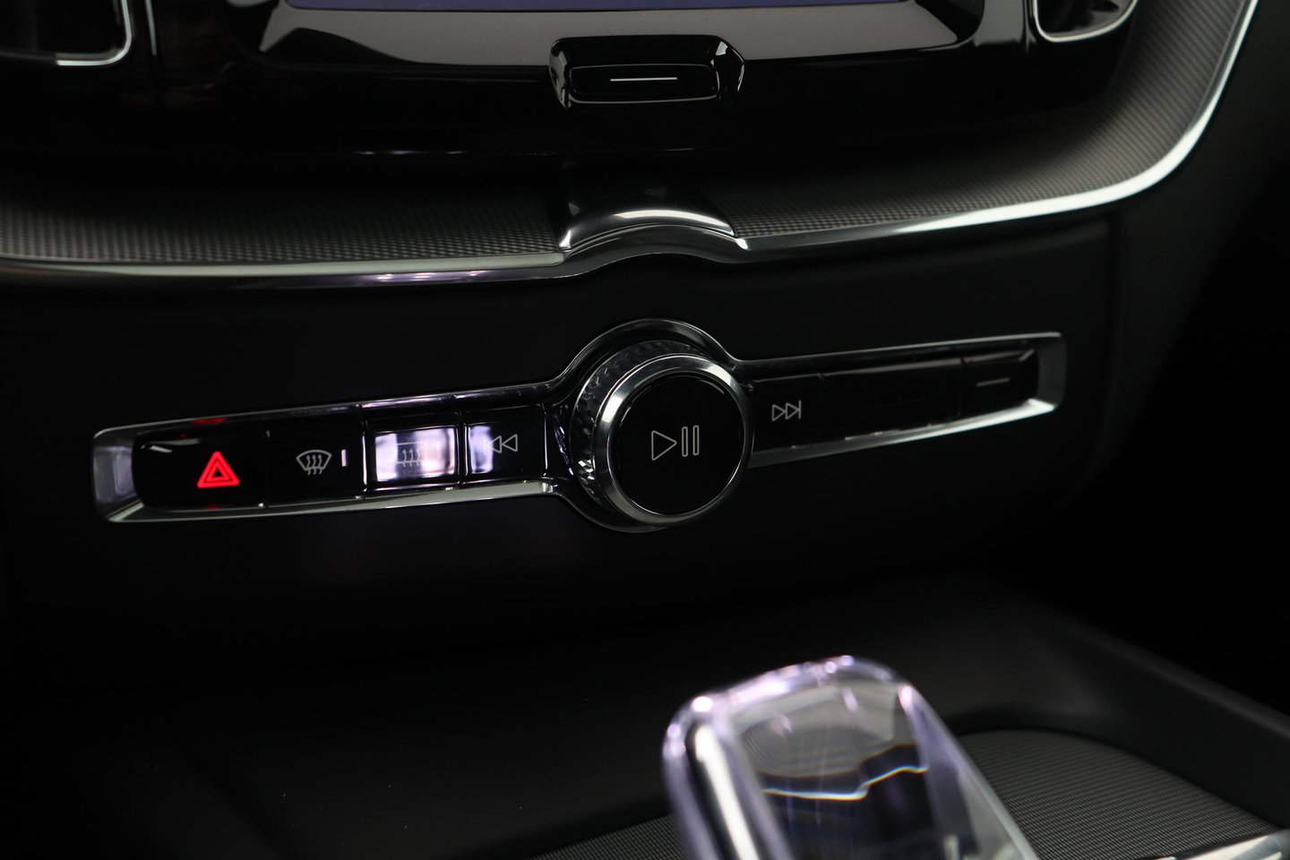 Volvo XC60 T8 Plug-in hybrid Plus Dark | Panoramadak | ACC | 360° Camera | BLIS | harman/kardon | Stoel+Stuurverwarming