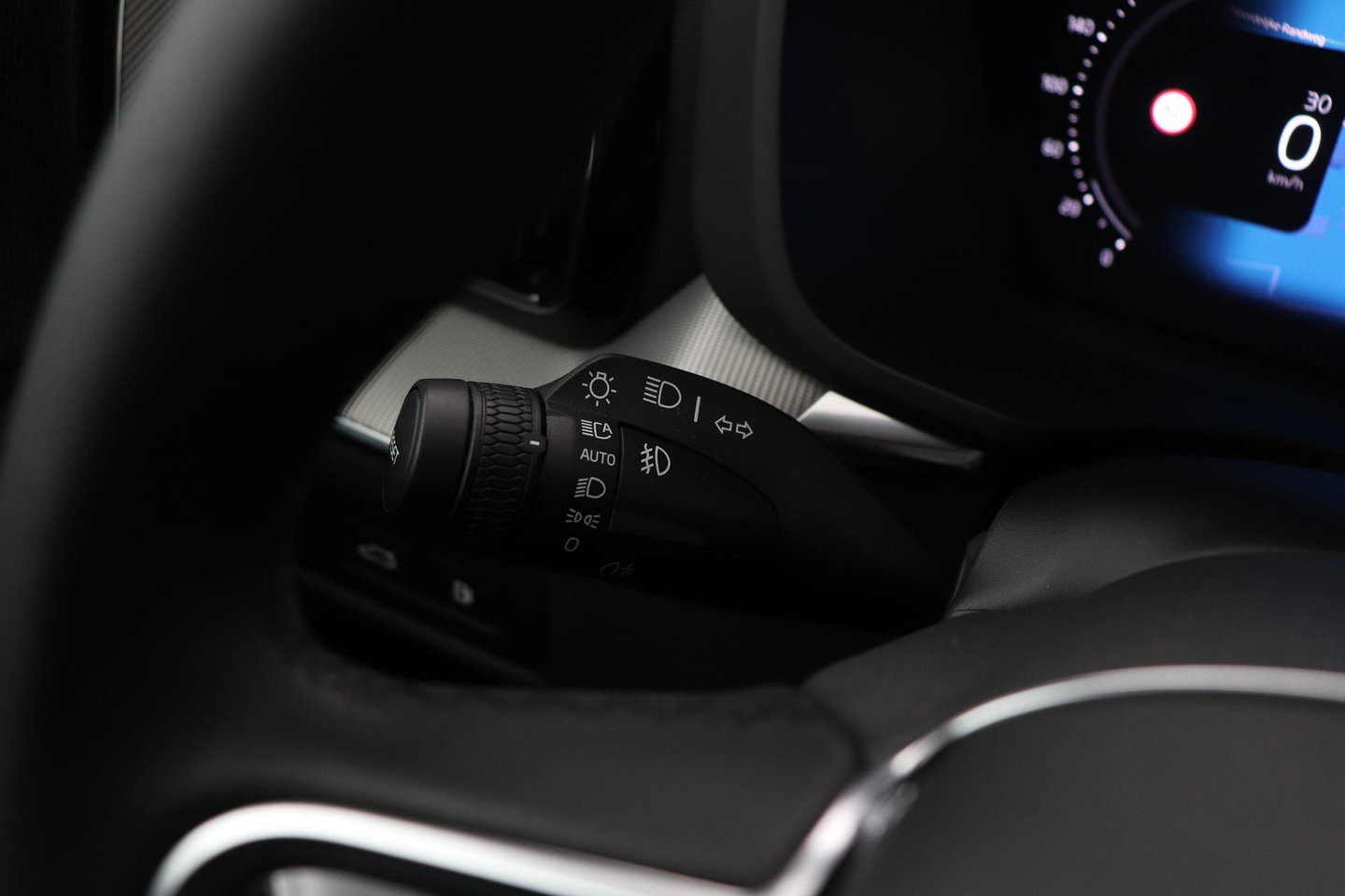 Volvo XC60 T8 Plug-in hybrid Plus Dark | Panoramadak | ACC | 360° Camera | BLIS | harman/kardon | Stoel+Stuurverwarming