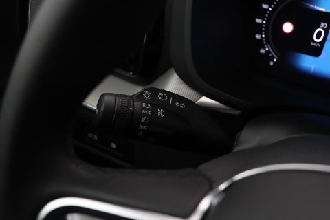Volvo XC60 T8 Plug-in hybrid Plus Dark | Panoramadak | ACC | 360° Camera | BLIS | harman/kardon | Stoel+Stuurverwarming