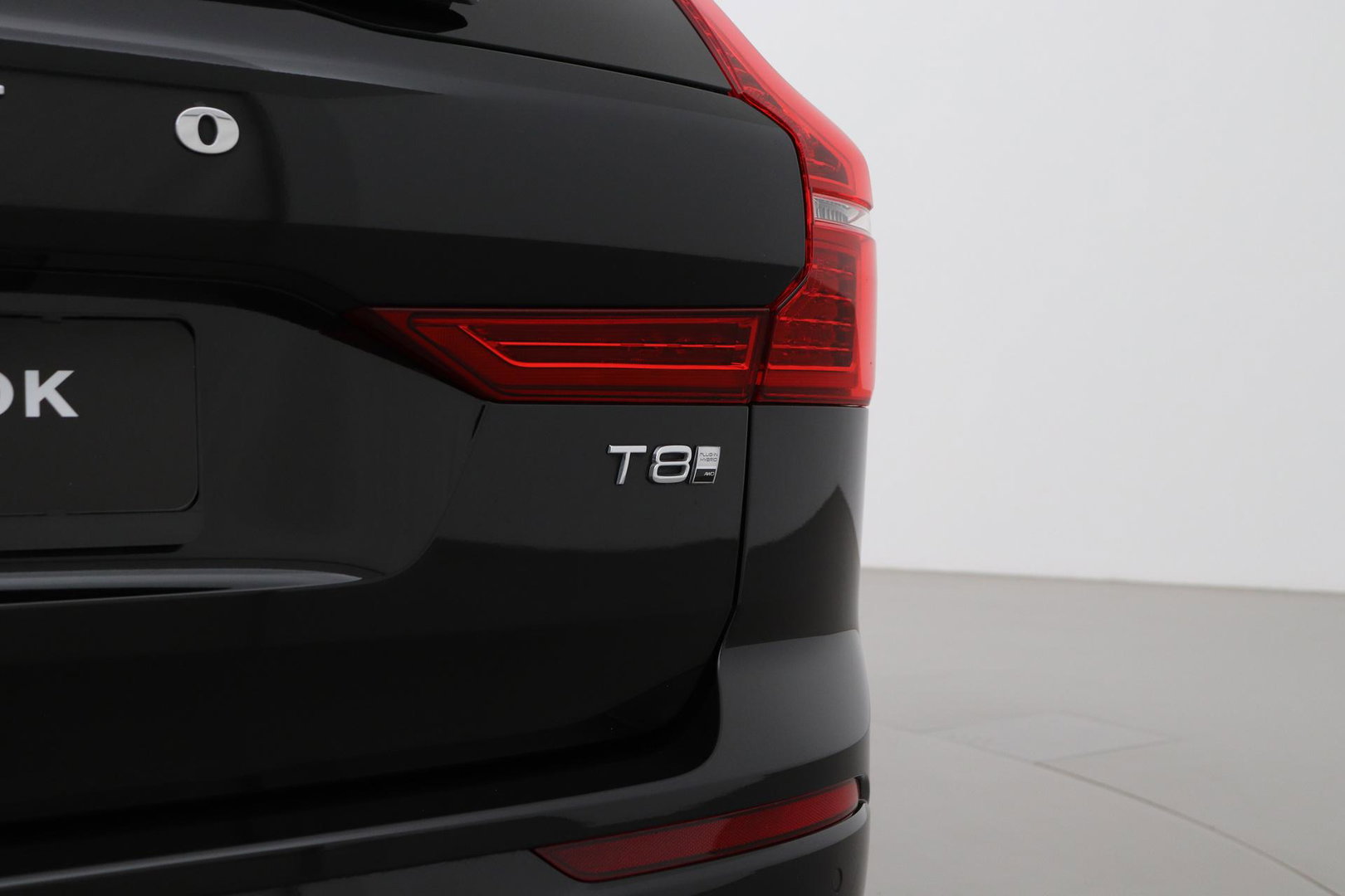 Volvo XC60 T8 Plug-in hybrid Plus Dark | Panoramadak | ACC | 360° Camera | BLIS | harman/kardon | Stoel+Stuurverwarming