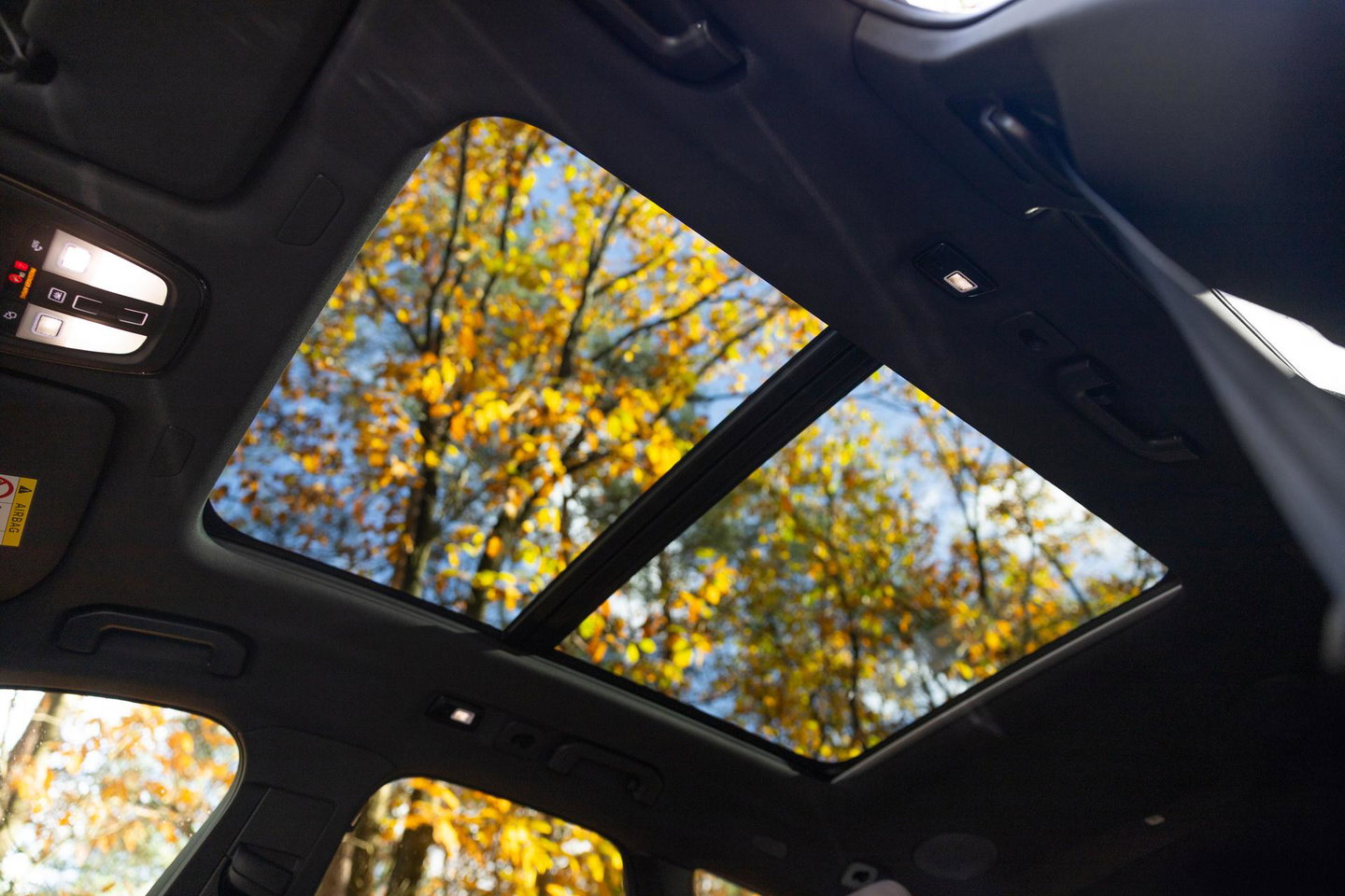 Volvo XC60 T8 Plug-in hybrid Plus Dark | Panoramadak | ACC | 360° Camera | BLIS | harman/kardon | Stoel+Stuurverwarming