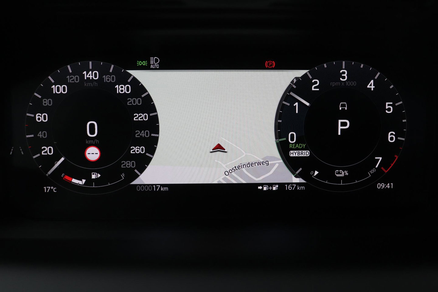 Land Rover Discovery Sport P270e PHEV Dynamic SE | 20 INCH | Panoramadak | Trekhaak | ACC | Meridian | Stoel+Stuurverwarming