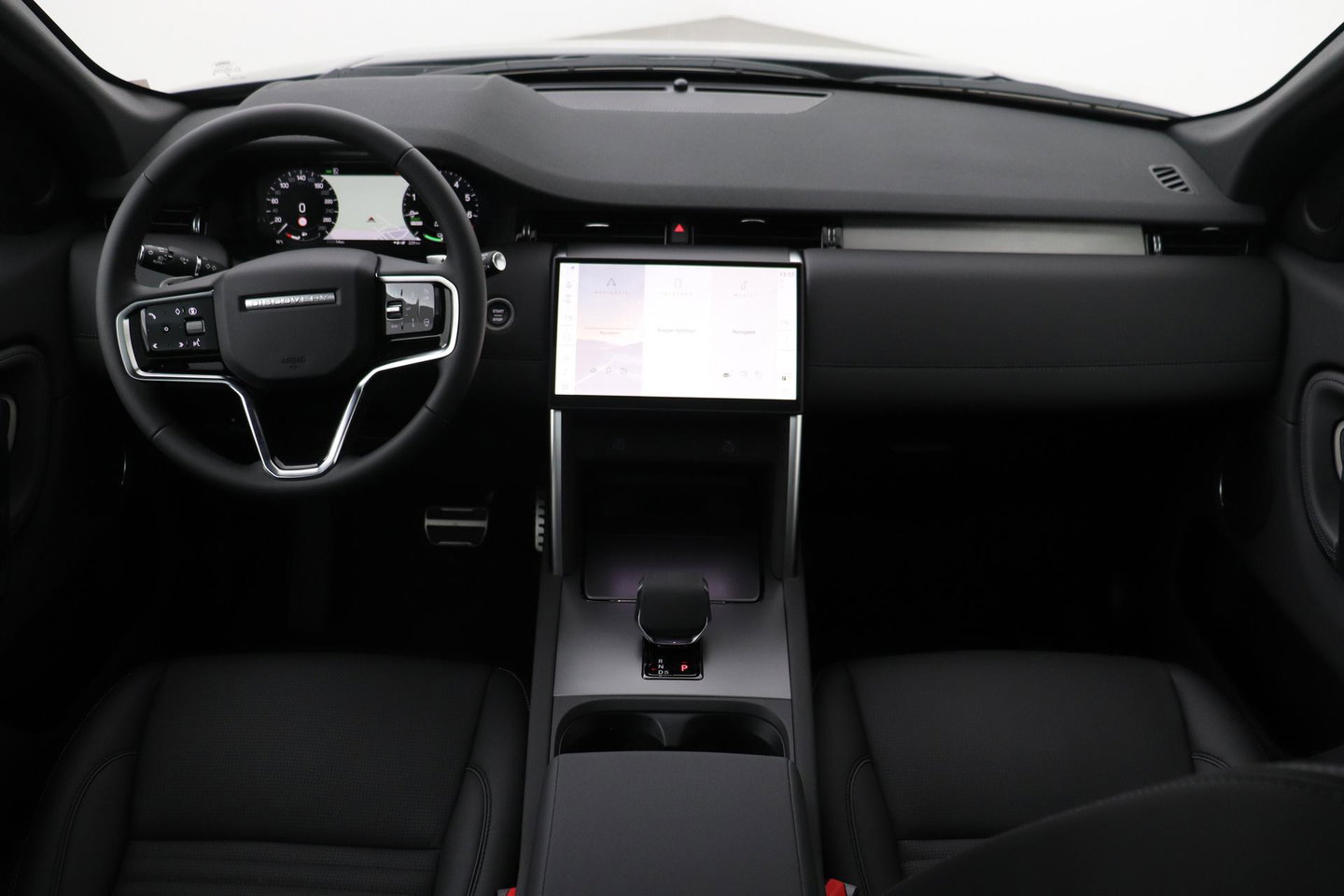 Land Rover Discovery Sport P270e PHEV Dynamic SE | 20 INCH | Panoramadak | Trekhaak | ACC | Meridian | Stoel+Stuurverwarming