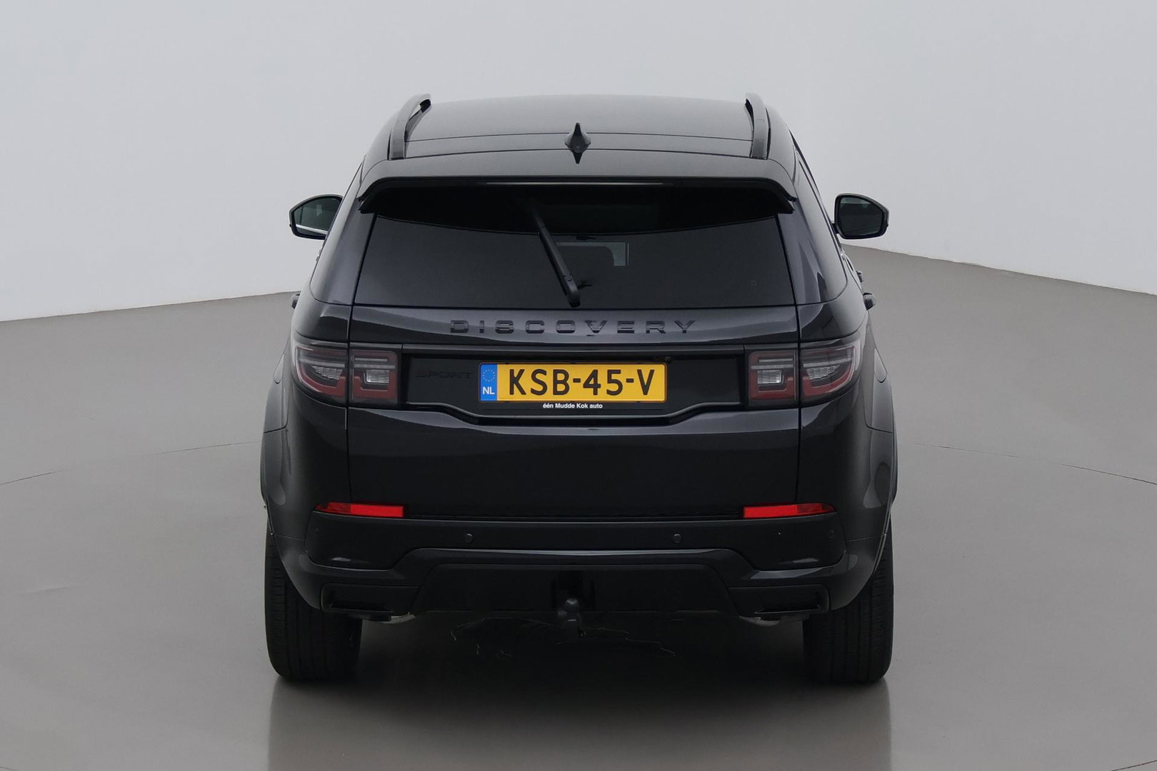 Land Rover Discovery Sport P270e PHEV Dynamic SE | 20 INCH | Panoramadak | Trekhaak | ACC | Meridian | Stoel+Stuurverwarming