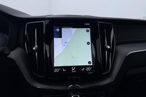 Volvo XC60 T8 Twin Engine AWD R-Design | ACC | Luchtvering | Panoramadak | Harman/Kardon | 360° Camera | Head-Up | Trekhaak | 21 inch