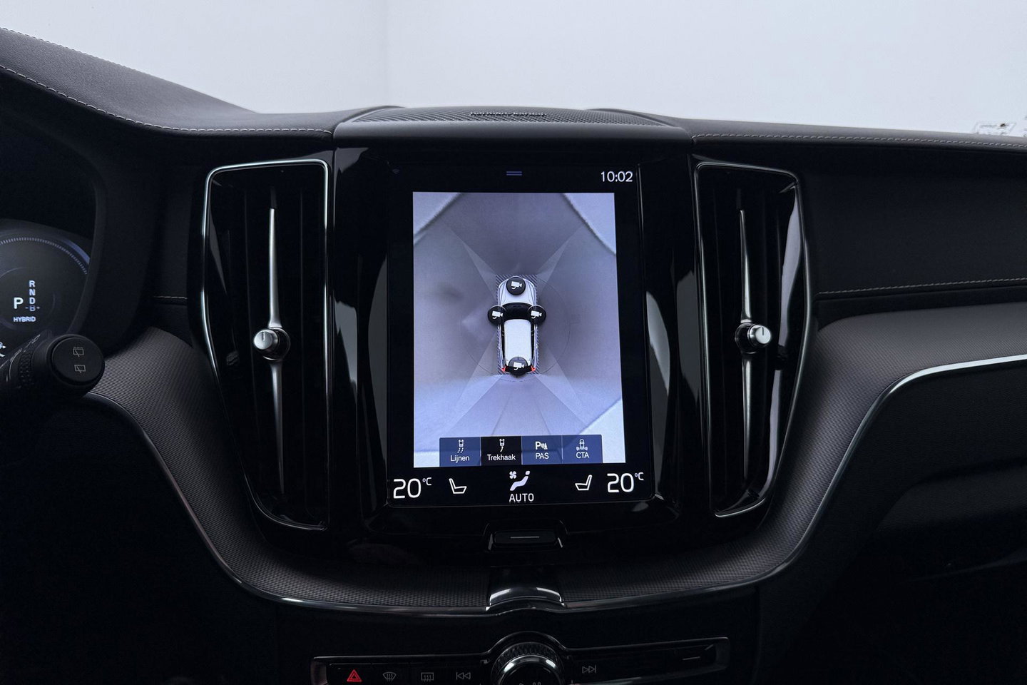 Volvo XC60 T8 Twin Engine AWD R-Design | ACC | Luchtvering | Panoramadak | Harman/Kardon | 360° Camera | Head-Up | Trekhaak | 21 inch