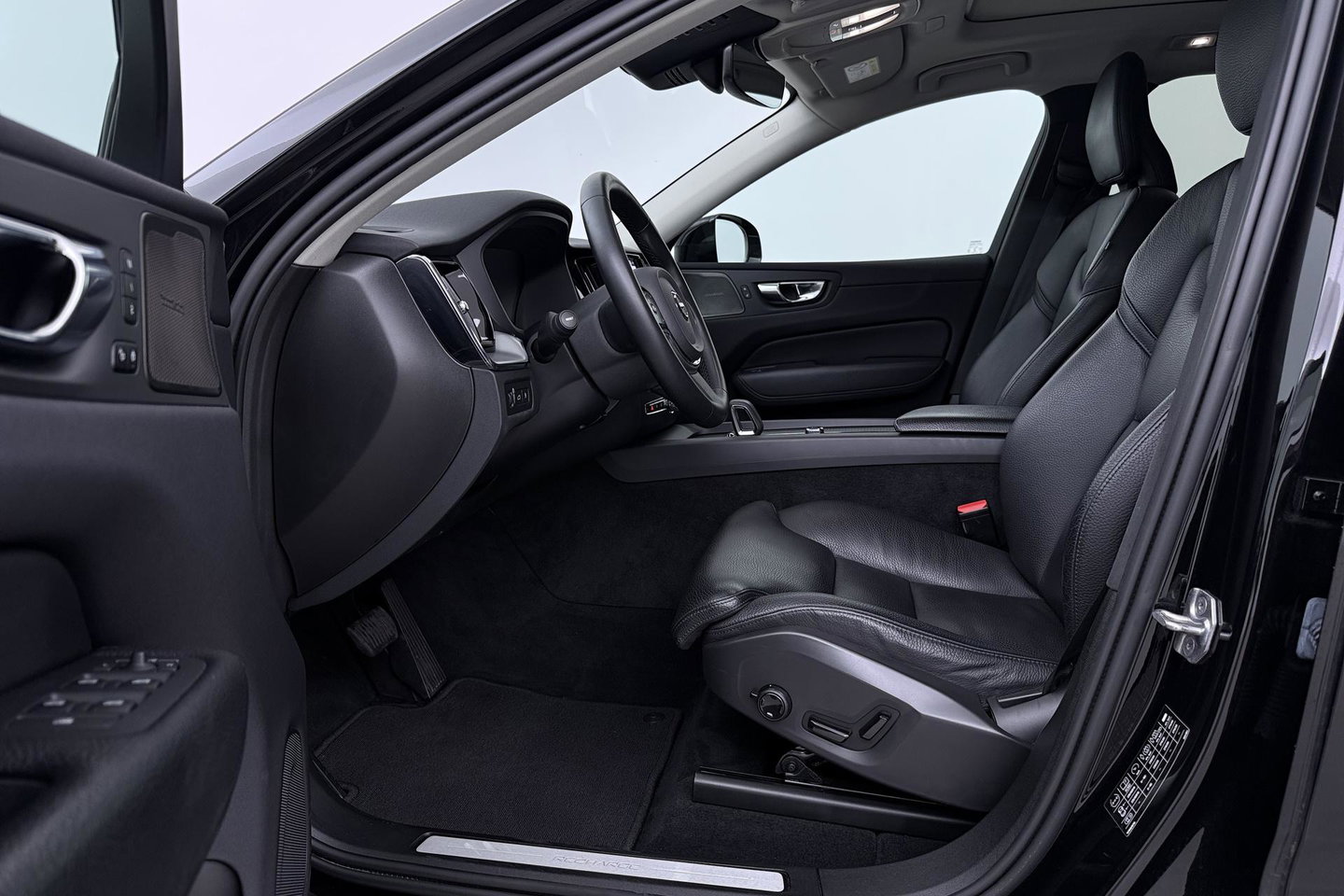 Volvo XC60 2.0 T6 Plug-in hybrid AWD Inscription Exclusive | FACELIFT | ACC | Panoramadak | Harman/Kardon | Camera | Memory | Stoel+Stuurverwarming
