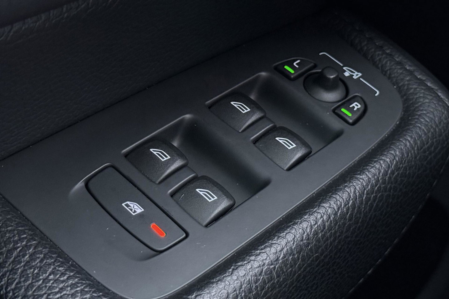 Volvo XC60 2.0 T6 Plug-in hybrid AWD Inscription Exclusive | FACELIFT | ACC | Panoramadak | Harman/Kardon | Camera | Memory | Stoel+Stuurverwarming