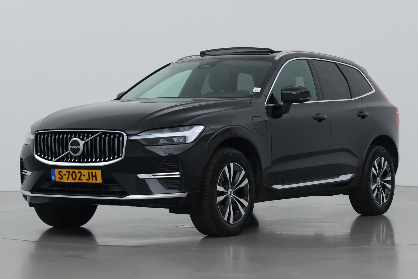 Volvo XC60 2.0 T6 Plug-in hybrid AWD Inscription Exclusive | FACELIFT | ACC | Panoramadak | Harman/Kardon | Camera | Memory | Stoel+Stuurverwarming