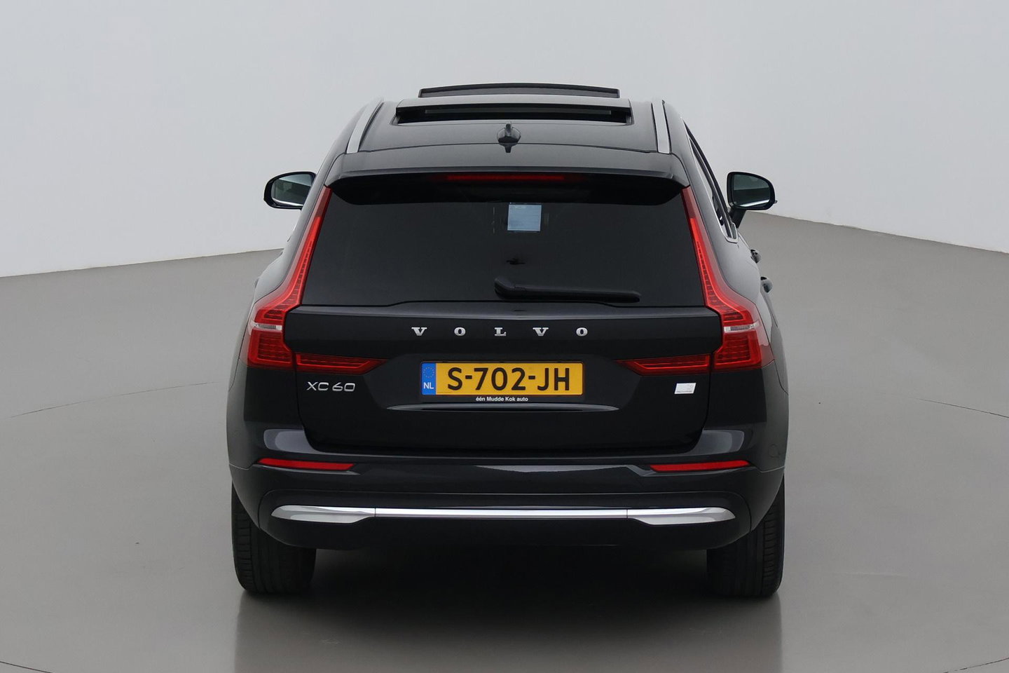 Volvo XC60 2.0 T6 Plug-in hybrid AWD Inscription Exclusive | FACELIFT | ACC | Panoramadak | Harman/Kardon | Camera | Memory | Stoel+Stuurverwarming