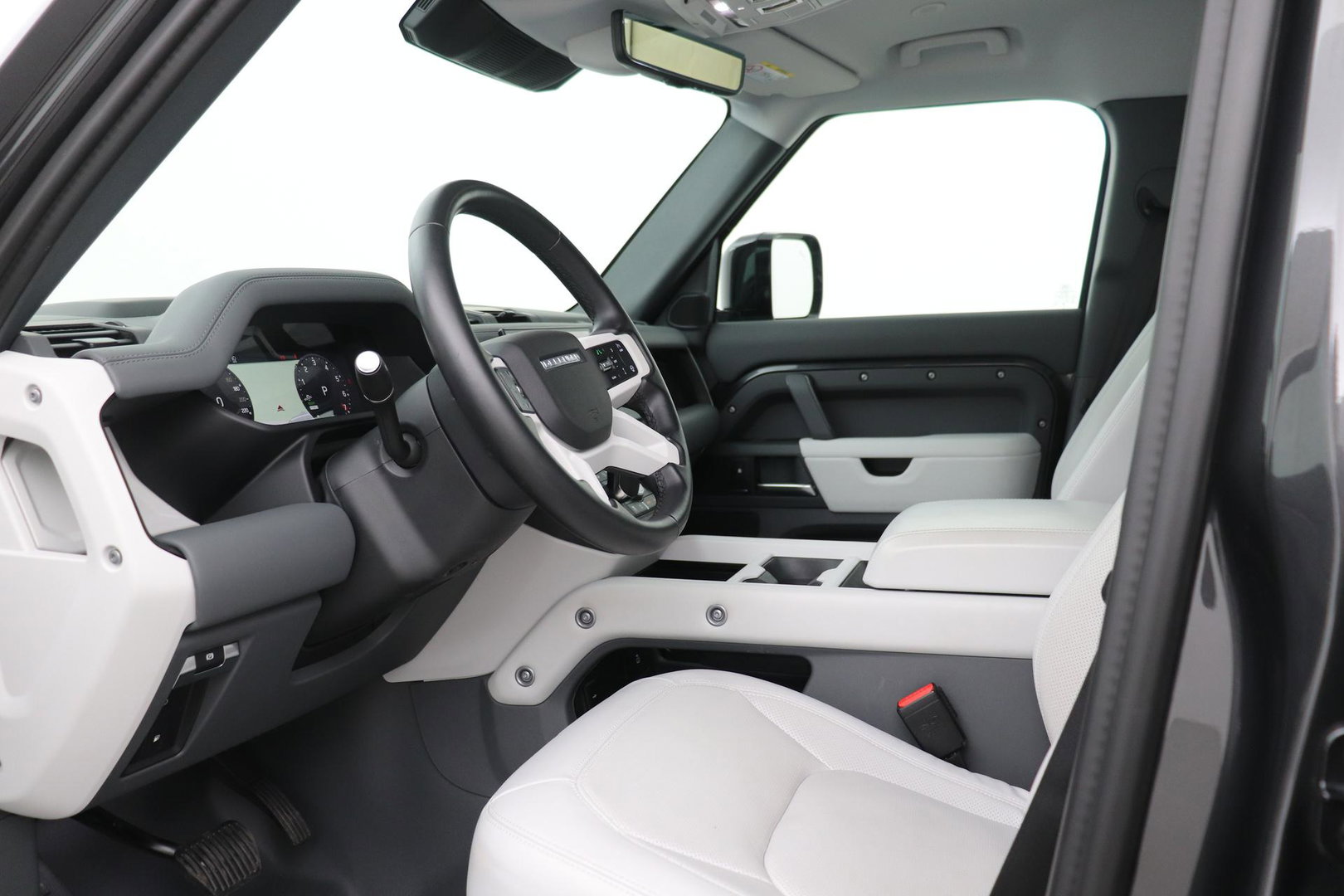 Land Rover Defender P300e 110 X-Dynamic SE | Panoramadak | ClearSight | Head-Up | Trekhaak | ACC | 360° Camera