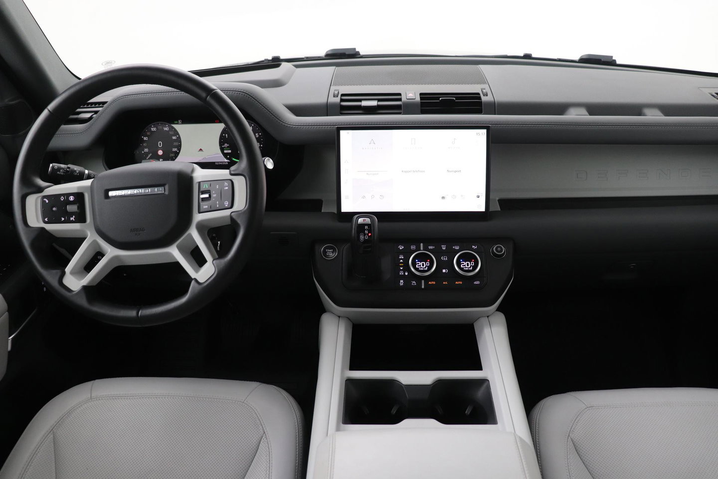 Land Rover Defender P300e 110 X-Dynamic SE | Panoramadak | ClearSight | Head-Up | Trekhaak | ACC | 360° Camera