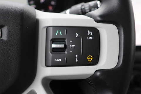 Land Rover Defender P300e 110 X-Dynamic SE | Panoramadak | ClearSight | Head-Up | Trekhaak | ACC | 360° Camera
