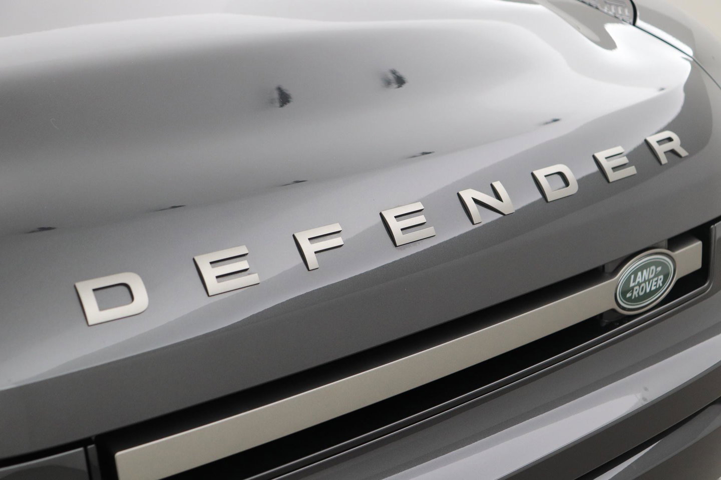 Land Rover Defender P300e 110 X-Dynamic SE | Panoramadak | ClearSight | Head-Up | Trekhaak | ACC | 360° Camera
