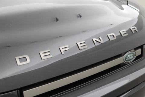 Land Rover Defender P300e 110 X-Dynamic SE | Panoramadak | ClearSight | Head-Up | Trekhaak | ACC | 360° Camera