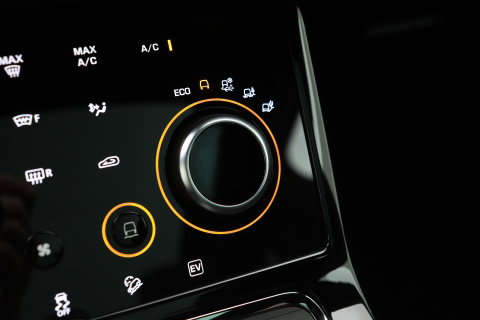 Land Rover Range Rover Evoque 1.5 P300e AWD R-Dynamic SE | ACC | Panoramadak | Dodehoekdetectie | Stoel+Stuurverwarming | 20 Inch