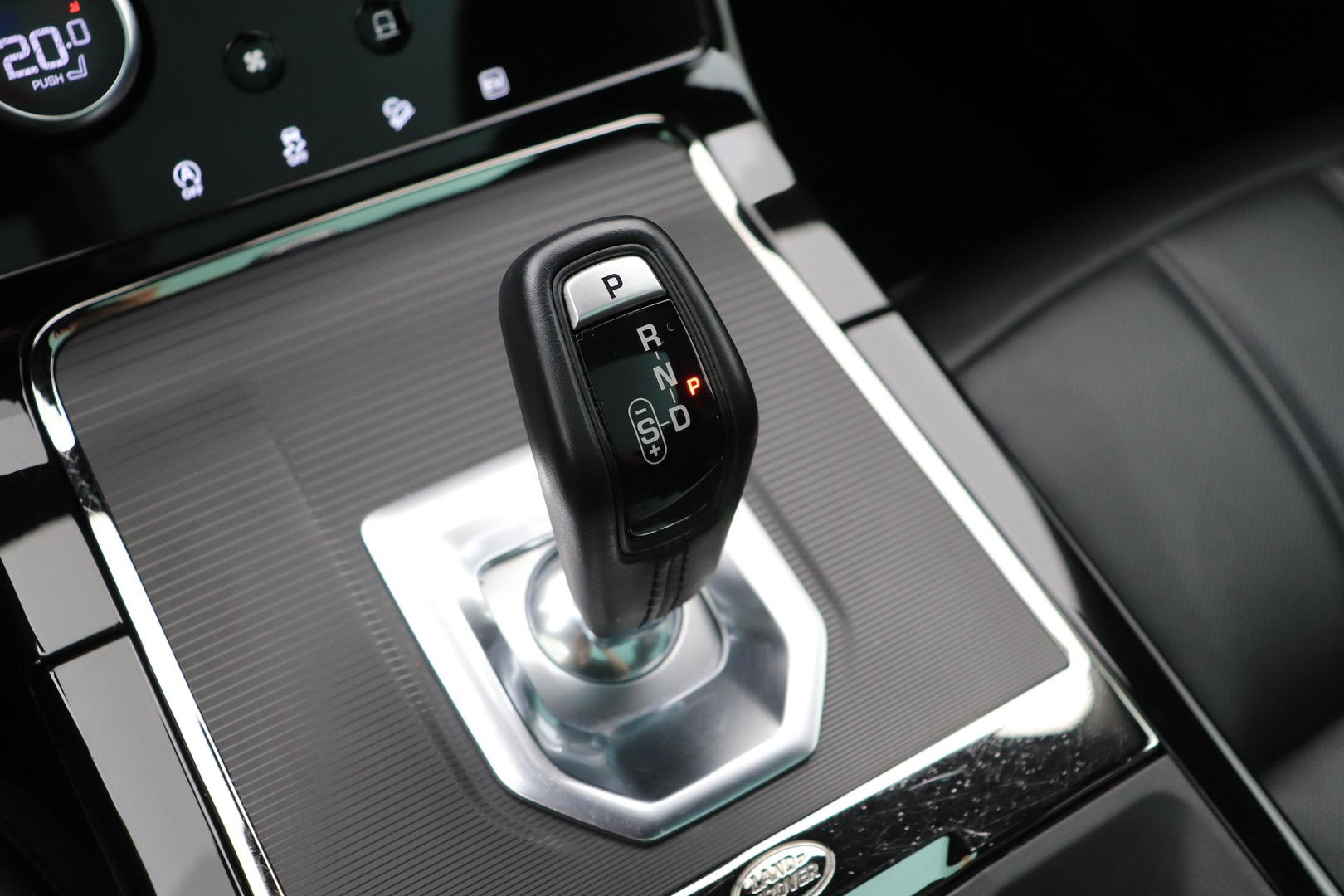Land Rover Range Rover Evoque 1.5 P300e AWD R-Dynamic SE | ACC | Panoramadak | Dodehoekdetectie | Stoel+Stuurverwarming | 20 Inch