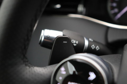 Land Rover Range Rover Evoque 1.5 P300e AWD R-Dynamic SE | ACC | Panoramadak | Dodehoekdetectie | Stoel+Stuurverwarming | 20 Inch