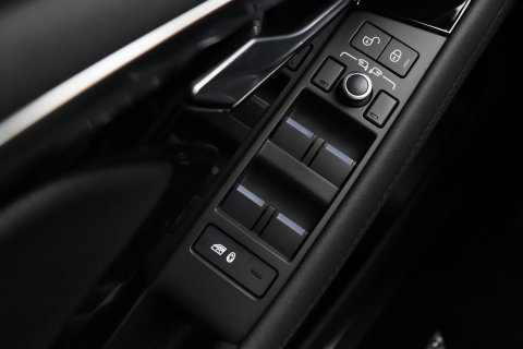 Land Rover Range Rover Evoque 1.5 P300e AWD R-Dynamic SE | ACC | Panoramadak | Dodehoekdetectie | Stoel+Stuurverwarming | 20 Inch