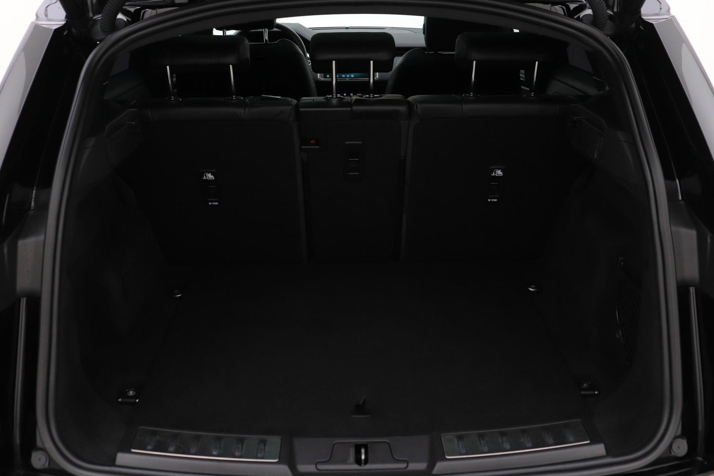 Land Rover Range Rover Evoque 1.5 P300e AWD R-Dynamic SE | ACC | Panoramadak | Dodehoekdetectie | Stoel+Stuurverwarming | 20 Inch