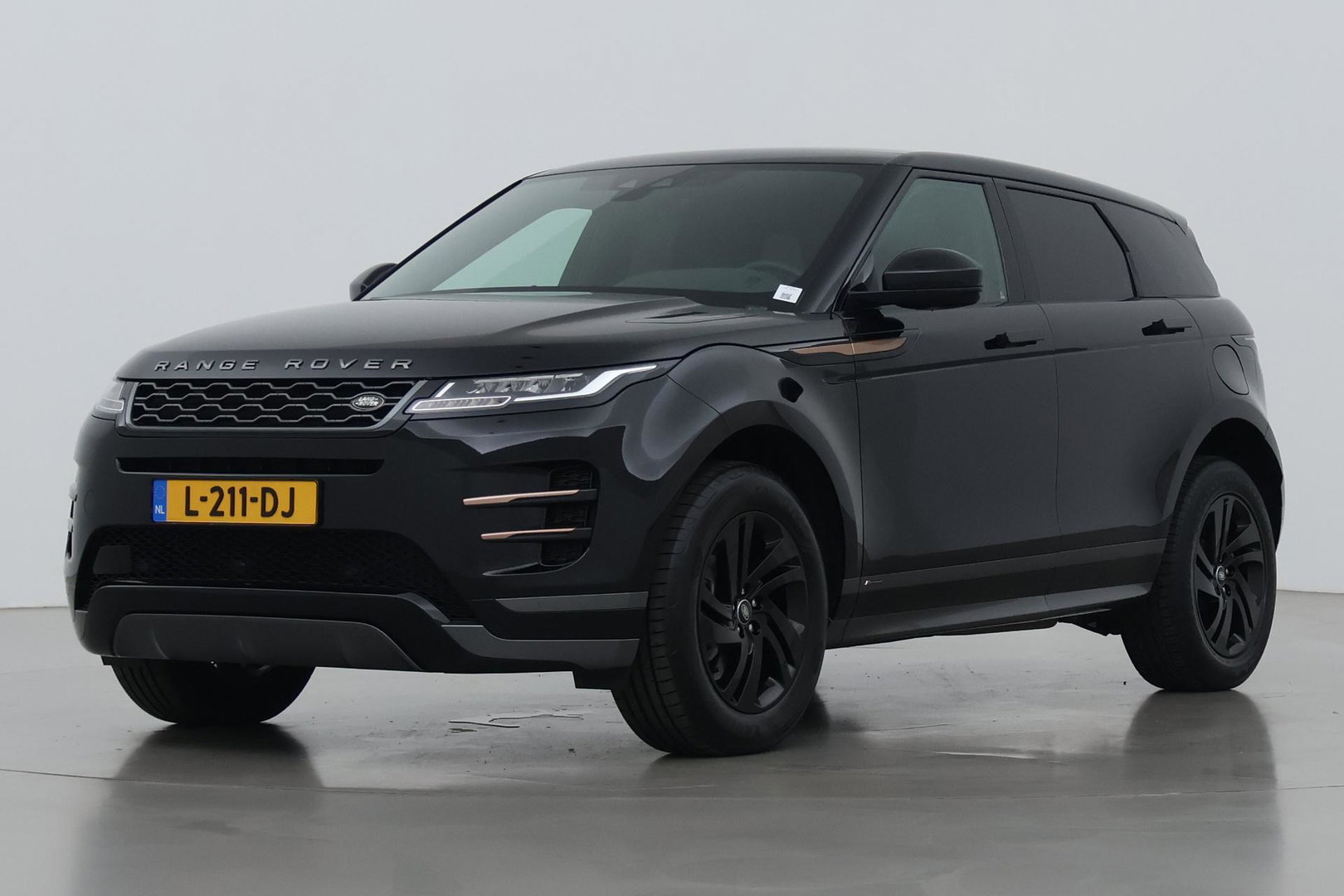 Land Rover Range Rover Evoque 1.5 P300e AWD R-Dynamic SE | ACC | Panoramadak | Dodehoekdetectie | Stoel+Stuurverwarming | 20 Inch