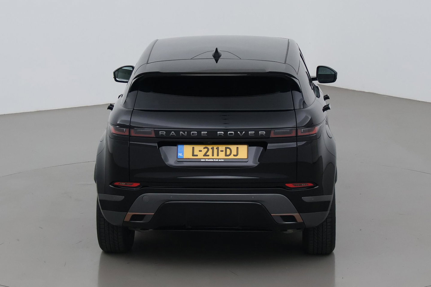 Land Rover Range Rover Evoque 1.5 P300e AWD R-Dynamic SE | ACC | Panoramadak | Dodehoekdetectie | Stoel+Stuurverwarming | 20 Inch