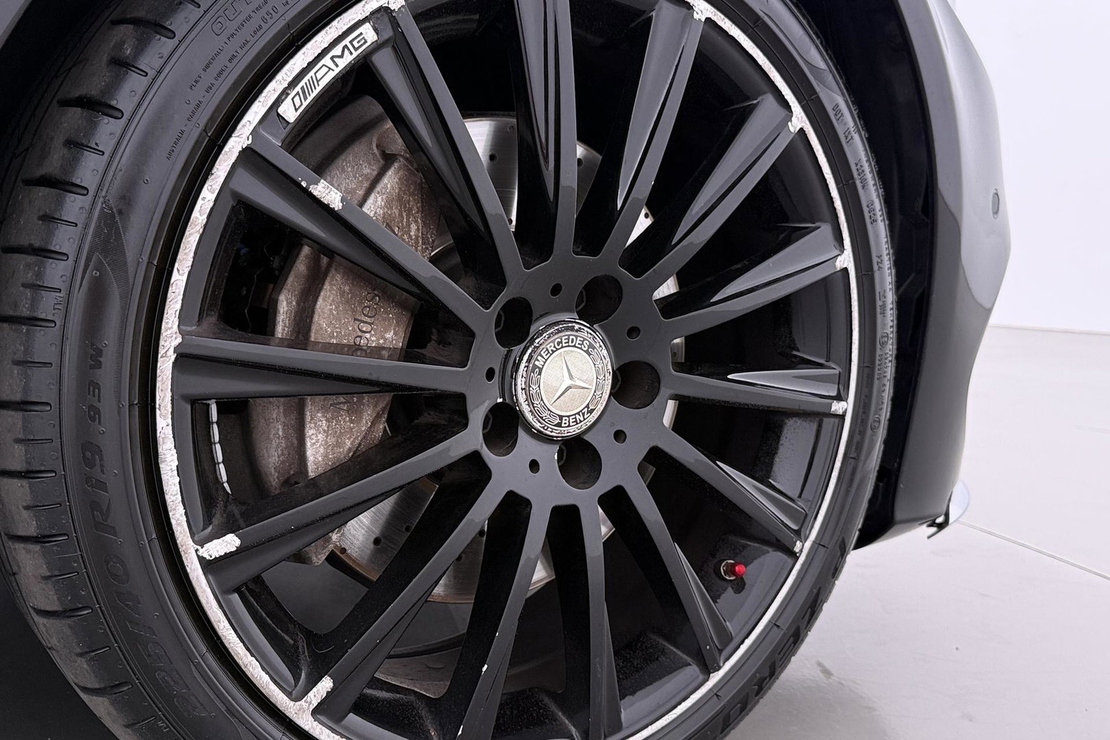 Mercedes-Benz C-Klasse Cabrio 200 Edition 1 | AMG-Line | Nekverwarming | Dodehoekassistent | Parkeerassistent | Stoelverwarming | LED | 18 Inch AMG