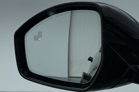 Land Rover Range Rover Evoque 1.5 P300e AWD R-Dynamic SE | ACC | Panoramadak | Meridian | Camera | Memory | 20 Inch