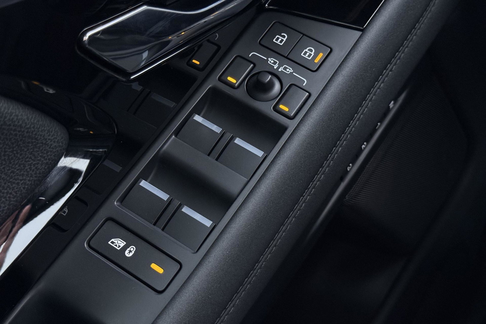 Land Rover Range Rover Evoque 1.5 P300e AWD R-Dynamic SE | ACC | Panoramadak | Meridian | Camera | Memory | 20 Inch