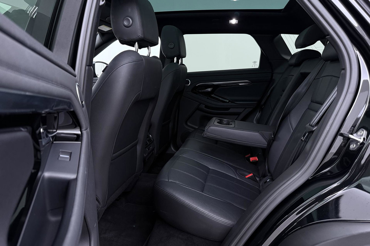 Land Rover Range Rover Evoque 1.5 P300e AWD R-Dynamic SE | ACC | Panoramadak | Meridian | Camera | Memory | 20 Inch