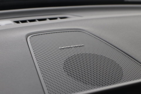 Volvo XC60 T6 Plug-in hybrid Plus Dark | Panoramadak | 360° Camera | ACC | harman/kardon | BLIS