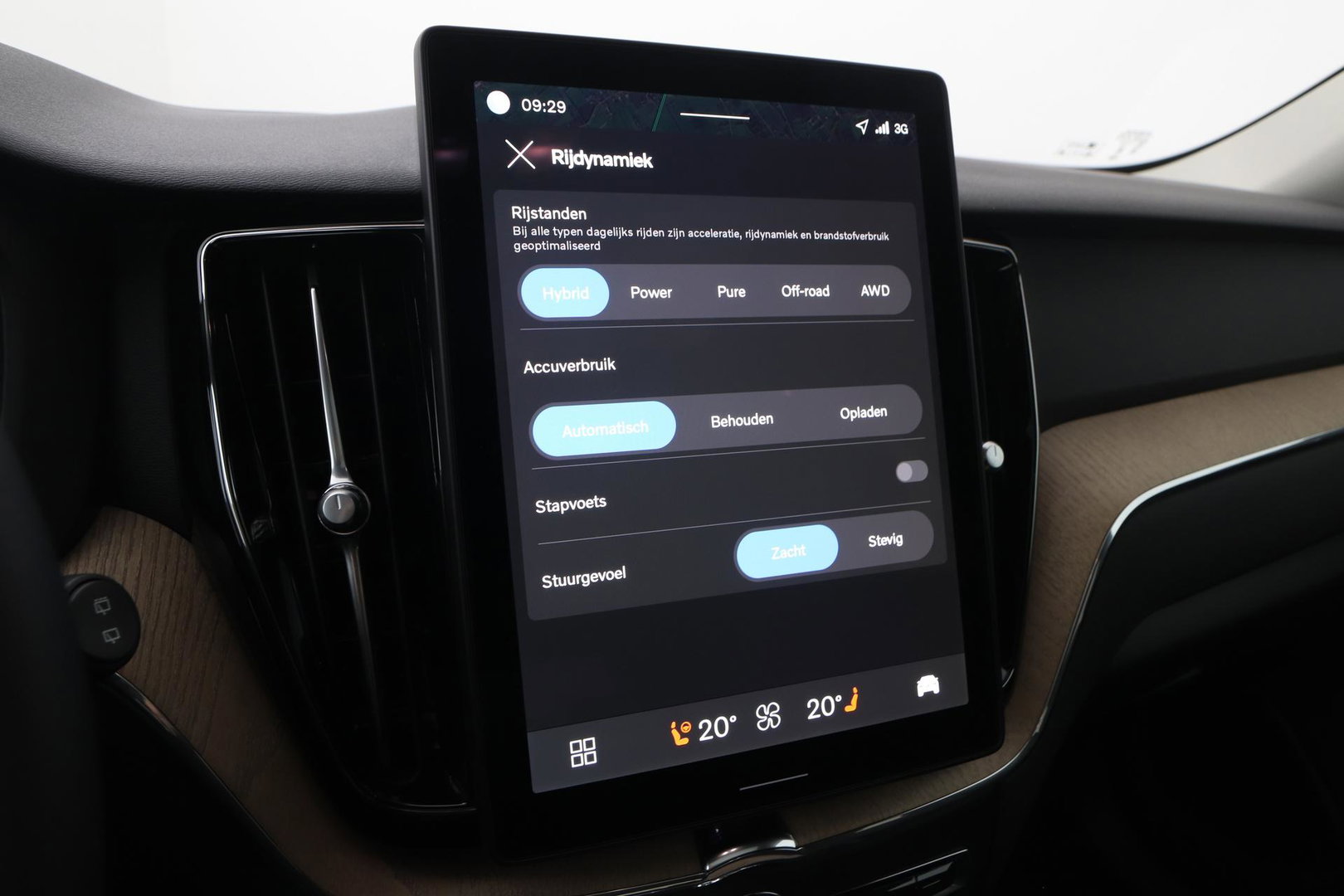 Volvo XC60 T6 Plug-in hybrid Plus Dark | Panoramadak | 360° Camera | ACC | harman/kardon | BLIS