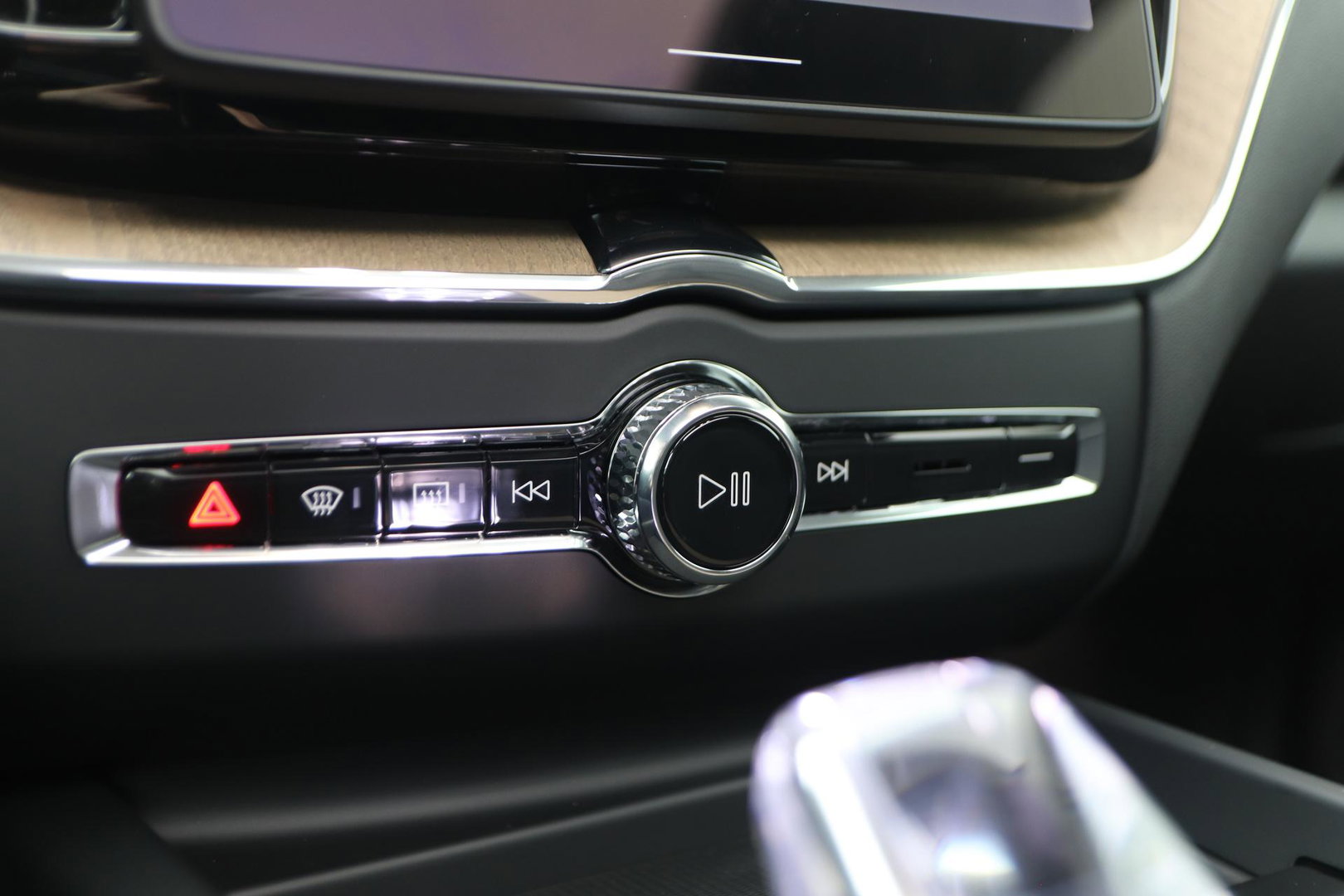 Volvo XC60 T6 Plug-in hybrid Plus Dark | Panoramadak | 360° Camera | ACC | harman/kardon | BLIS