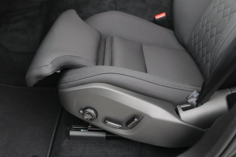 Volvo XC60 T6 Plug-in hybrid Plus Dark | Panoramadak | 360° Camera | ACC | harman/kardon | BLIS