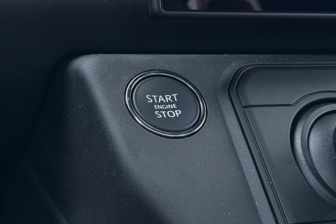 Land Rover Defender 2.0 P300e 110 X-Dynamic SE | FACELIFT | ACC | Panoramadak | ClearSight | Stoel+Stuurverwarming | Trekhaak