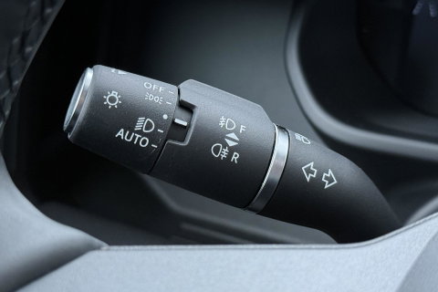 Land Rover Defender 2.0 P300e 110 X-Dynamic SE | FACELIFT | ACC | Panoramadak | ClearSight | Stoel+Stuurverwarming | Trekhaak