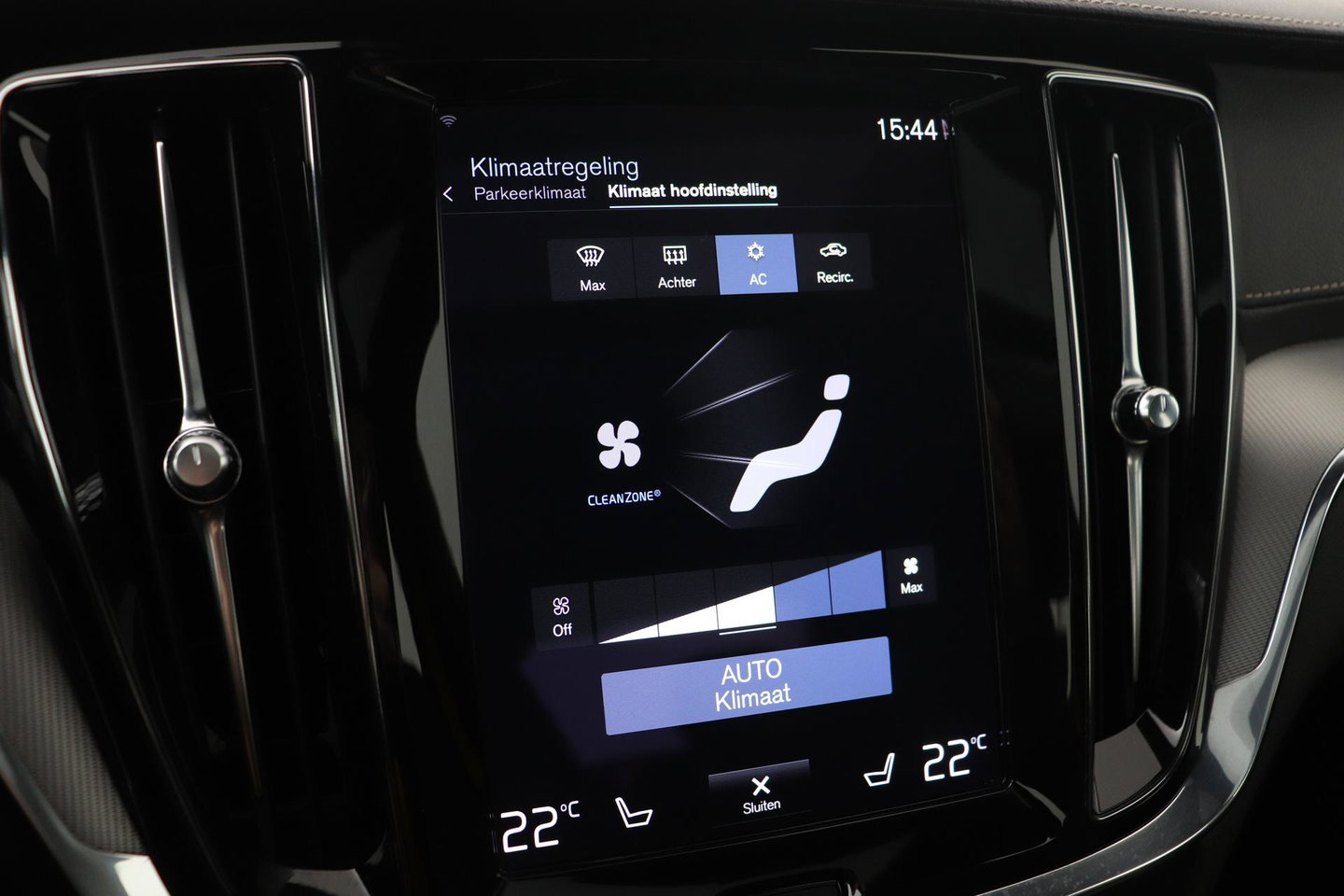 Volvo S60 T8 AWD Polestar Engineered | Schuif-/kanteldak | 20 inch | Bowers & Wilkins | Head-Up | 360 Camera | Stoel+Stuurverwarming