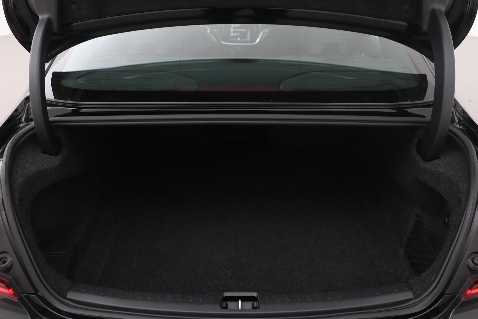 Volvo S60 T8 AWD Polestar Engineered | Schuif-/kanteldak | 20 inch | Bowers & Wilkins | Head-Up | 360 Camera | Stoel+Stuurverwarming