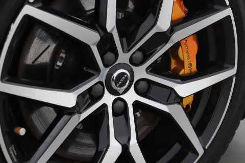 Volvo S60 T8 AWD Polestar Engineered | Schuif-/kanteldak | 20 inch | Bowers & Wilkins | Head-Up | 360 Camera | Stoel+Stuurverwarming