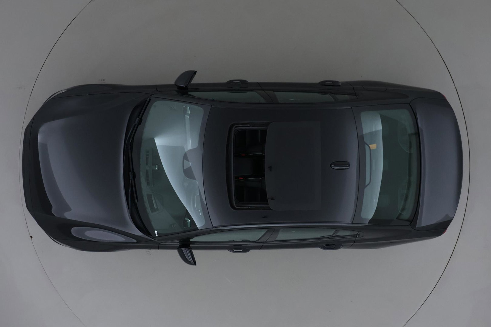 Volvo S60 T8 AWD Polestar Engineered | Schuif-/kanteldak | 20 inch | Bowers & Wilkins | Head-Up | 360 Camera | Stoel+Stuurverwarming