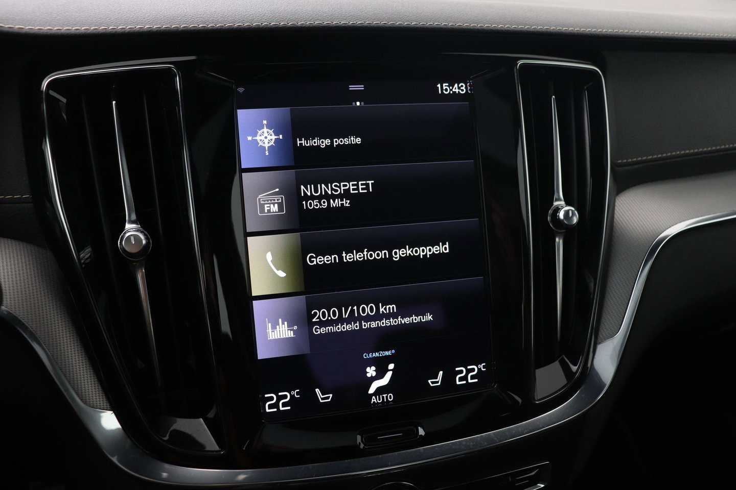 Volvo S60 T8 AWD Polestar Engineered | Schuif-/kanteldak | 20 inch | Bowers & Wilkins | Head-Up | 360 Camera | Stoel+Stuurverwarming