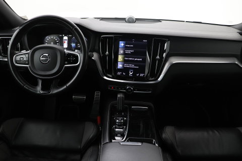 Volvo S60 T8 AWD Polestar Engineered | Schuif-/kanteldak | 20 inch | Bowers & Wilkins | Head-Up | 360 Camera | Stoel+Stuurverwarming