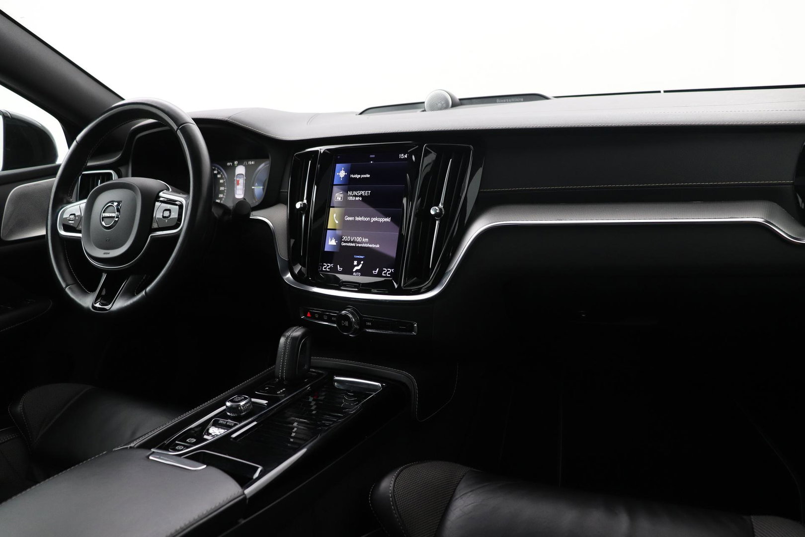 Volvo S60 T8 AWD Polestar Engineered | Schuif-/kanteldak | 20 inch | Bowers & Wilkins | Head-Up | 360 Camera | Stoel+Stuurverwarming