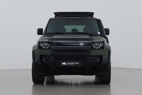 Land Rover Defender 2.0 P300e 110 X | FACELIFT | Explorer Pack | ClearSight | Meridian Surround | Trekhaak | Luchtvering | Koelbox | Panoramadak